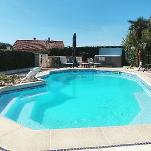 Affittacamere Plein Sud A 900m Du Centre De Sur Mer - Chambre Climatisee - Piscine - Spa- Calme Et Detente, Cavalaire-sur-Mer